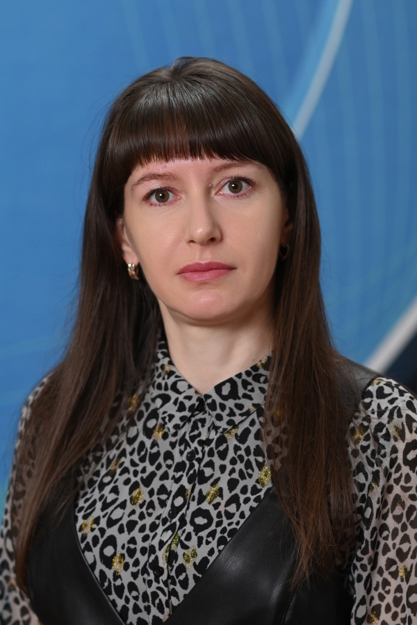 Леонова Галина Константиновна.